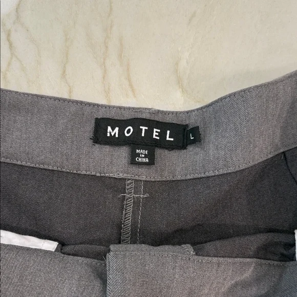 Gray Trousers Motel Rocks Large - Picture 4 of 6
